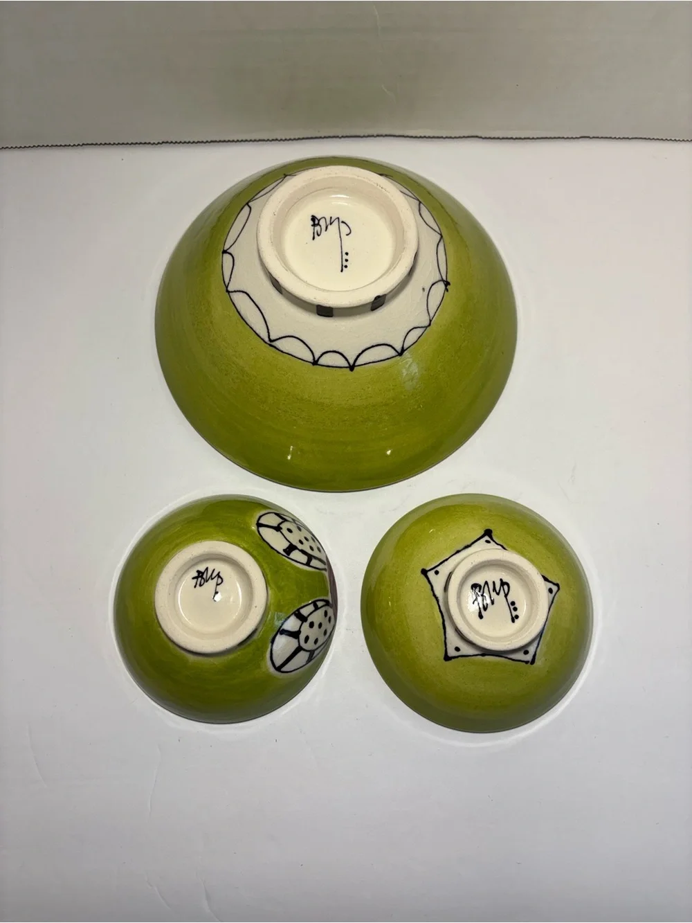 Serving Bowls Artist Signed Colorful Hand Painted Set Of 3 Ceramic Floral